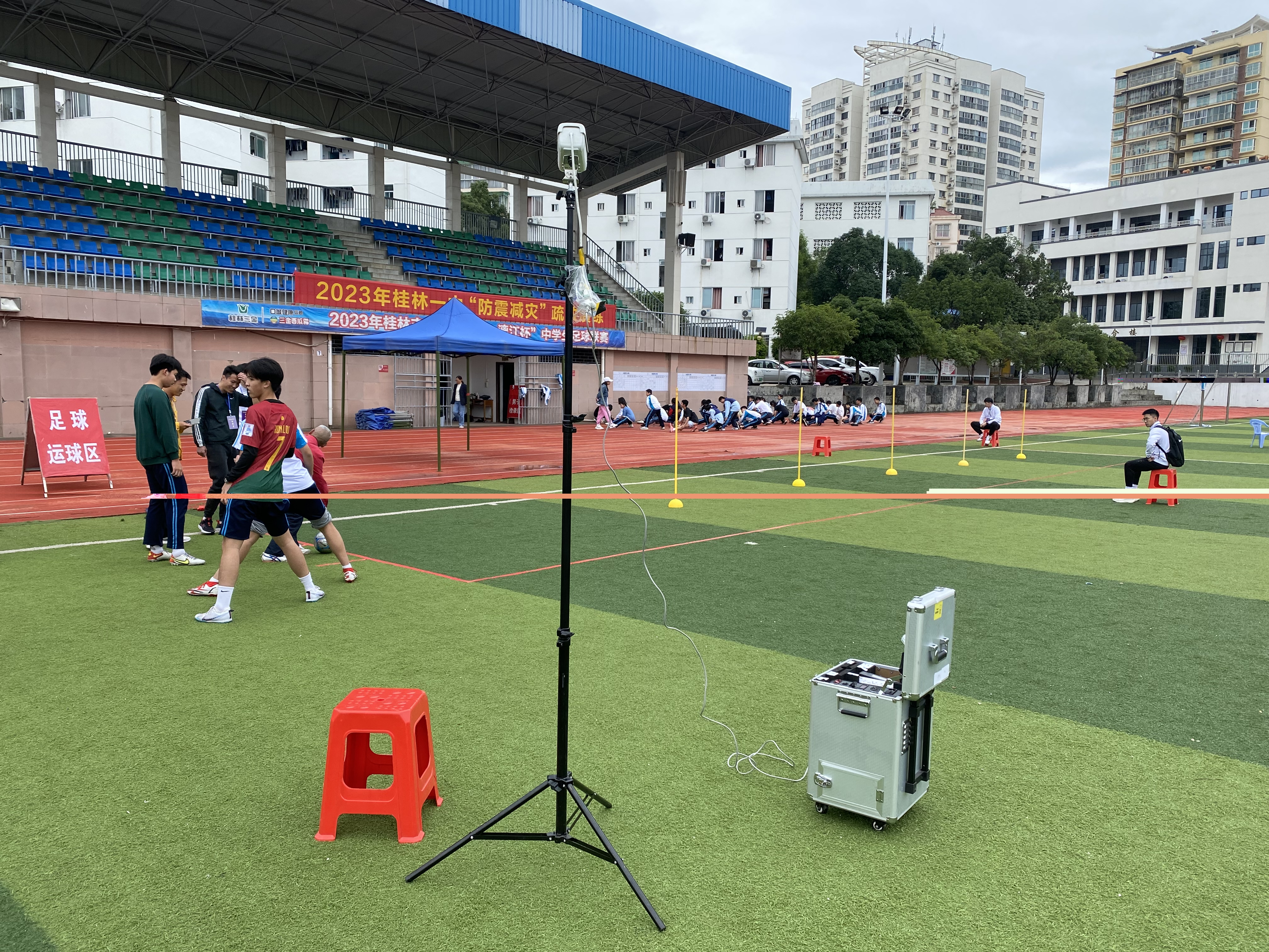 足球绕杆1 (2).jpg